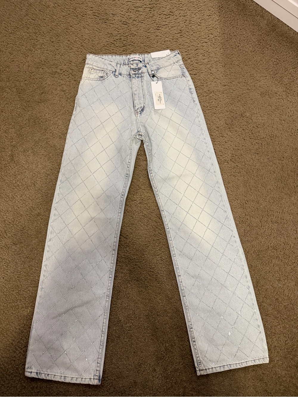 Women’s Straight Quilted Light Wash Jeans with rhinestones